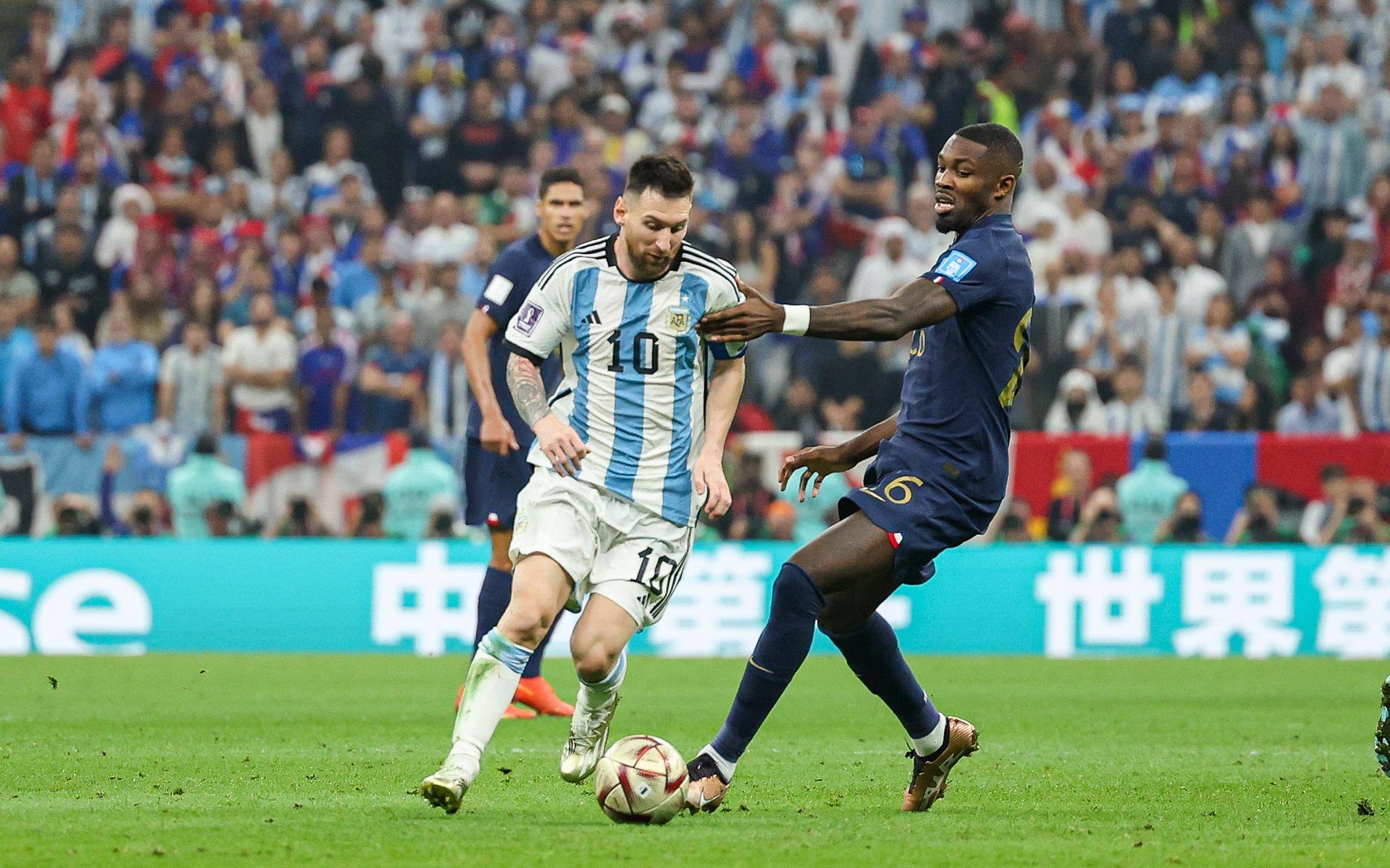 作奠定了球 作奠定了球