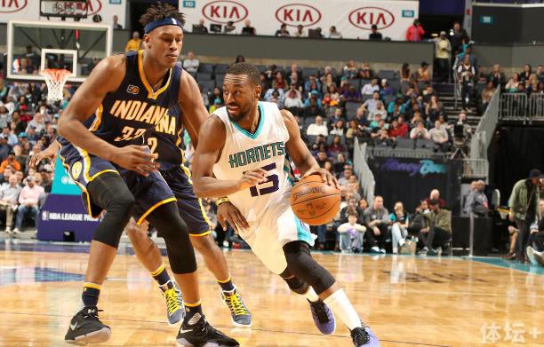 顶接到队友 顶接到队友