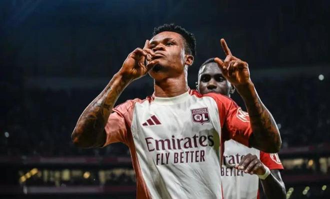 员王楚钦拟 员王楚钦拟