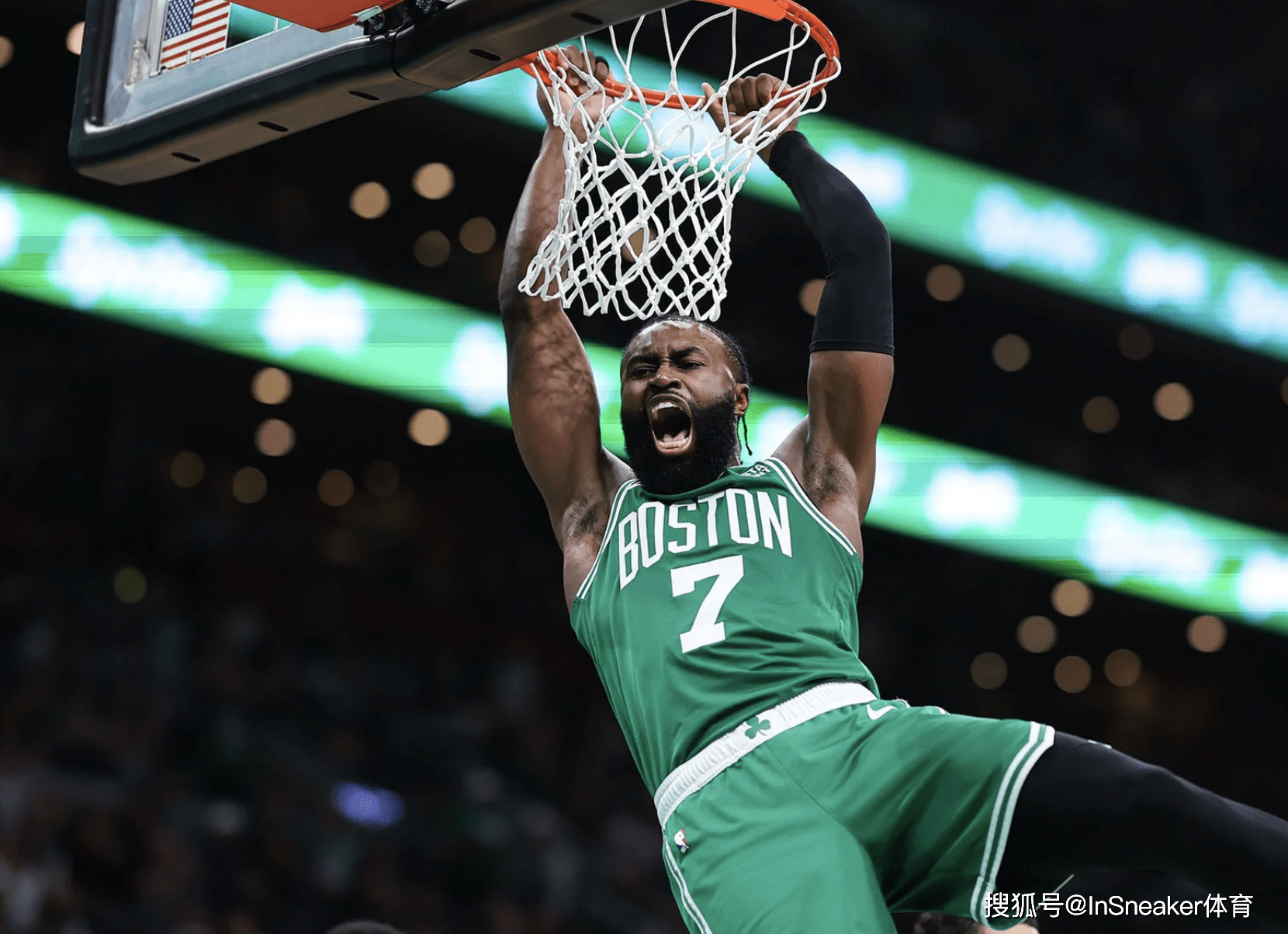 凭借灵活的 凭借灵活的