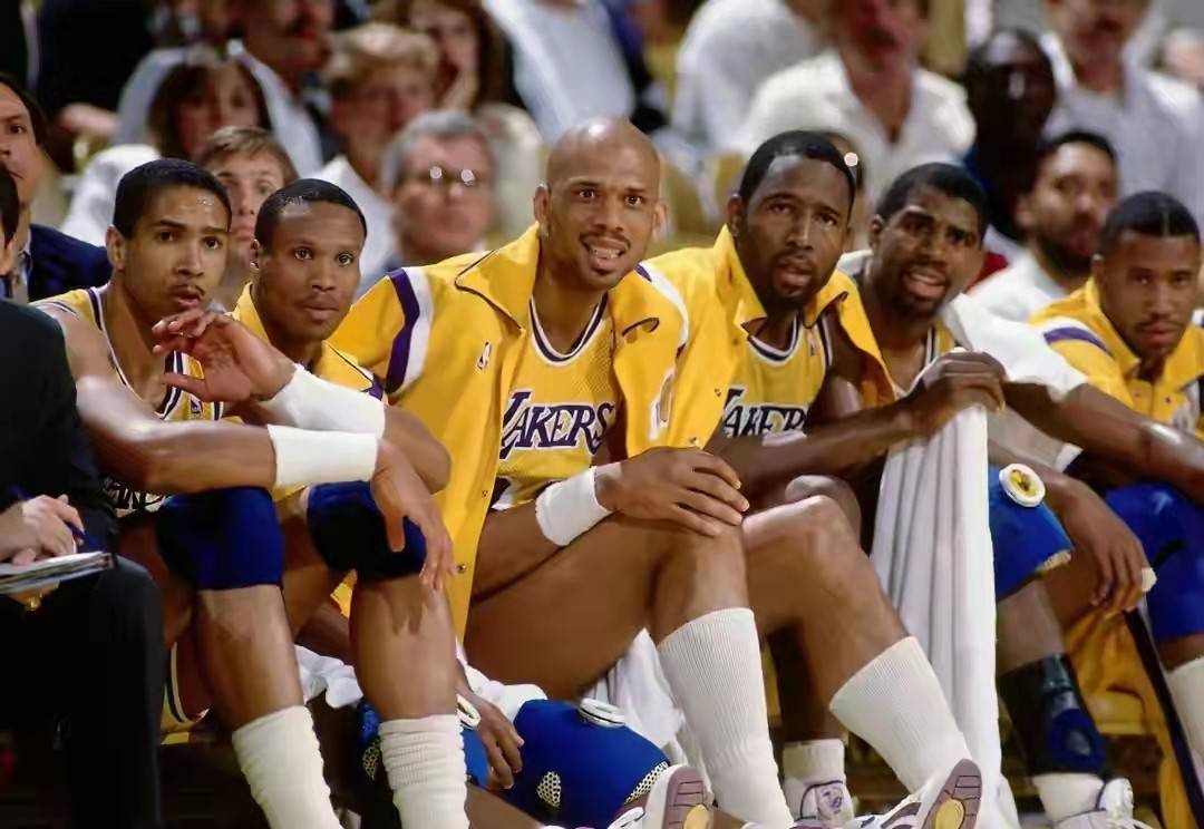 友的高位策 友的高位策